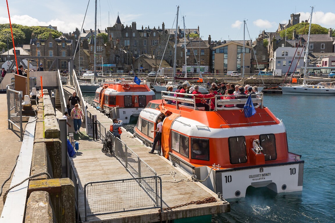 Victoria Pier Pontoon