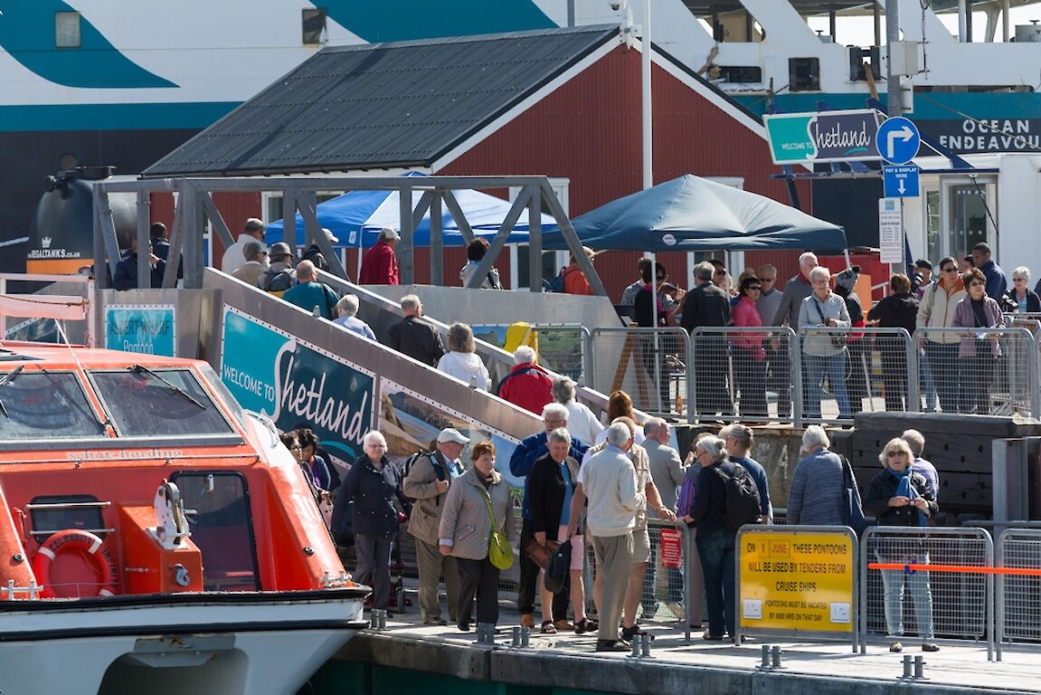 Passengers arriving at the Port Authority’s dedicated cruise pontoons at Victoria Pier. (Credit: John Coutts)