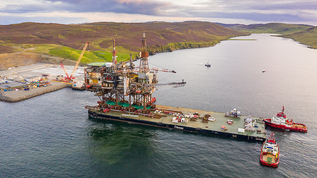 (c) Rory Gillies/Shetland Flyer Aerial Media