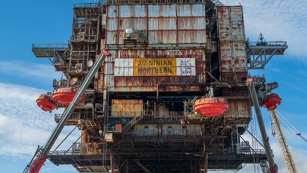 (c) Rory Gillies/Shetland Flyer Aerial Media