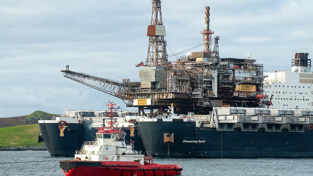 (c) Rory Gillies/Shetland Flyer Aerial Media