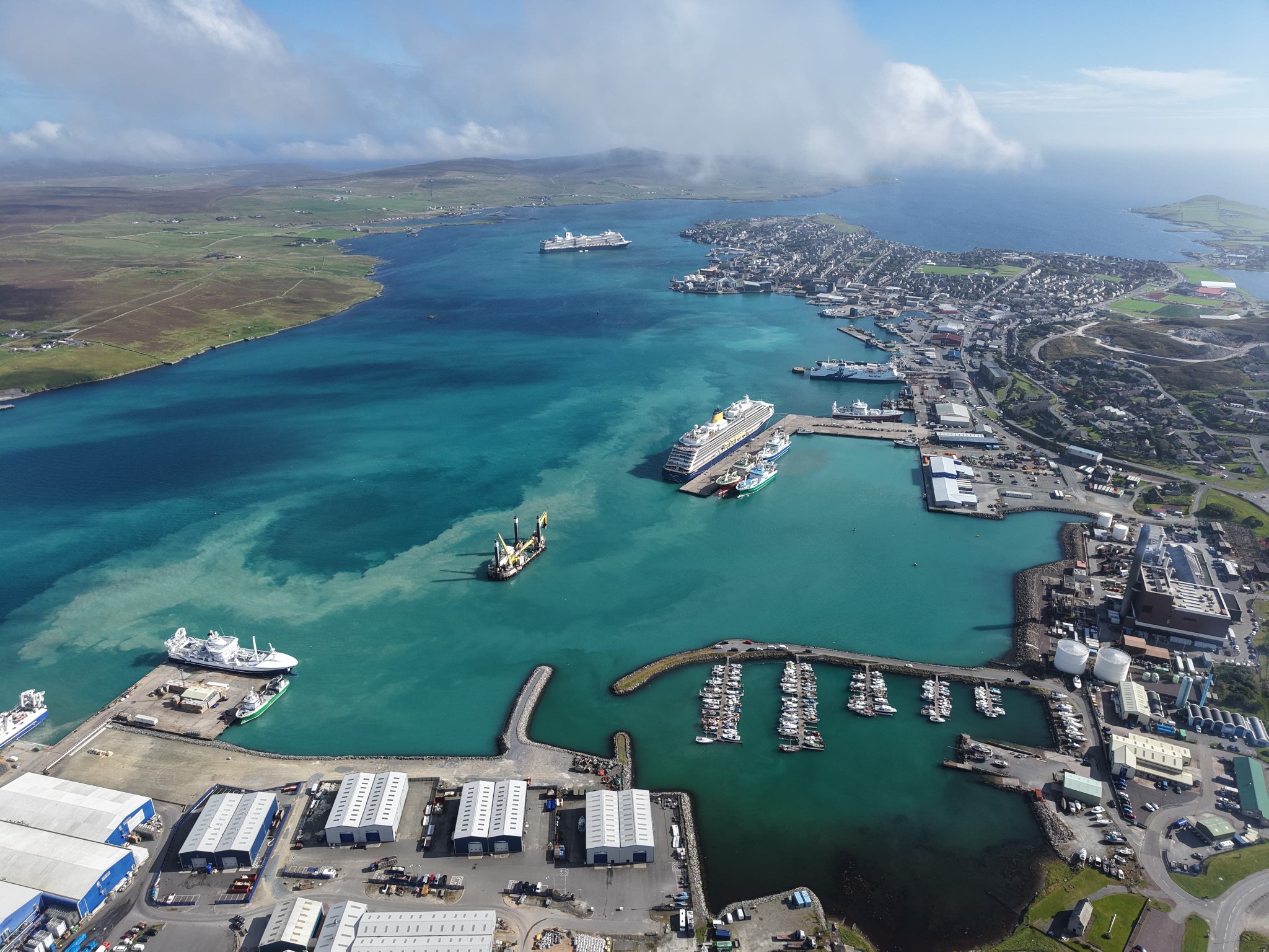 Final phase of Lerwick Harbour dredging campaign to begin this week with contractor Boskalis Westminster Ltd. Photo: Alexander Simpson.